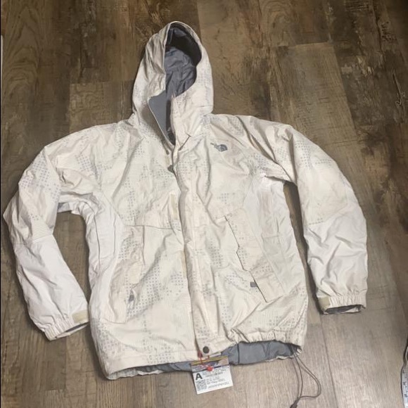 The North Face Ski Jacket - Picture 7 of 9